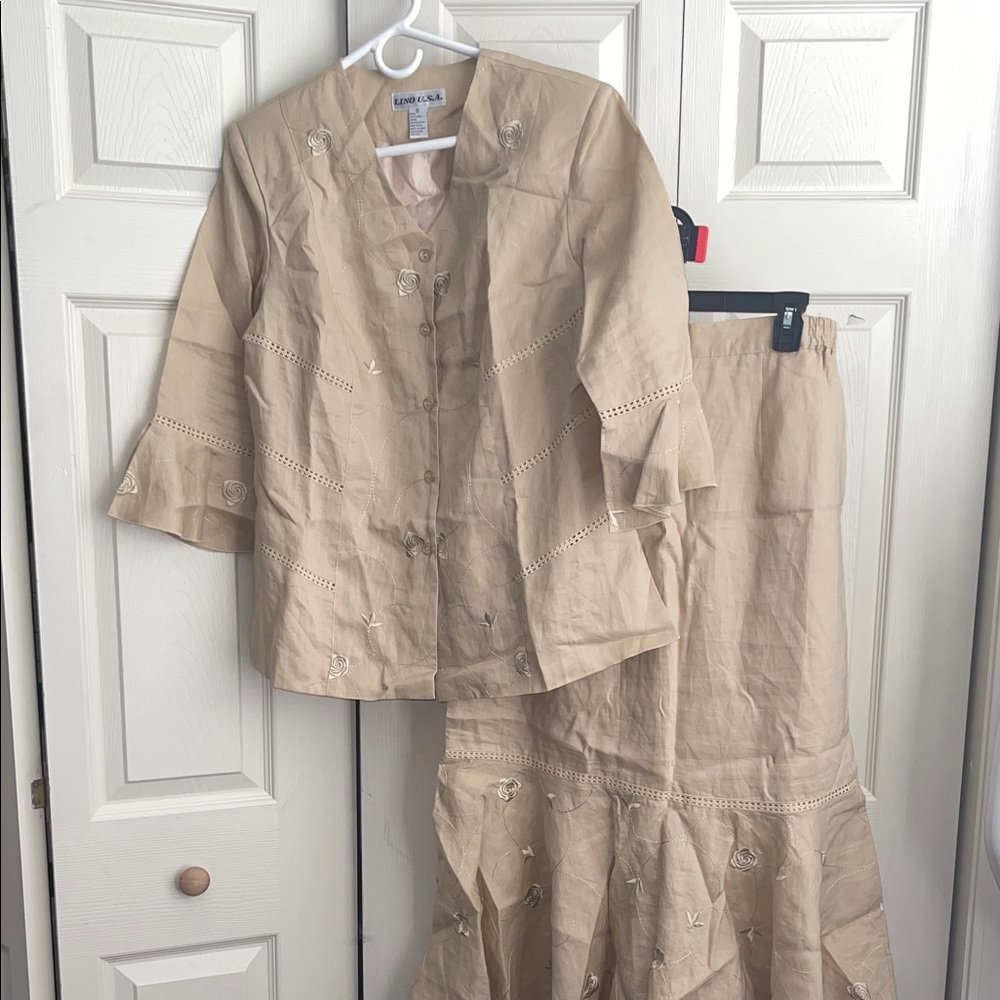 Lino U.S.A. women's Tan 100% linen  Two-Piece Set top and panel skirt.  #0373